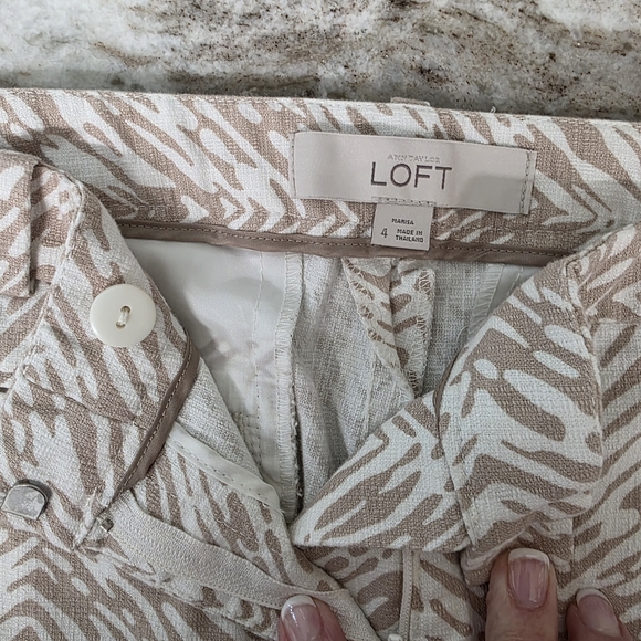 ANN TAYLOR LOFT Marisa Modern Tan Cream Print Crop Capris Pants Size 4 - Picture 5 of 8